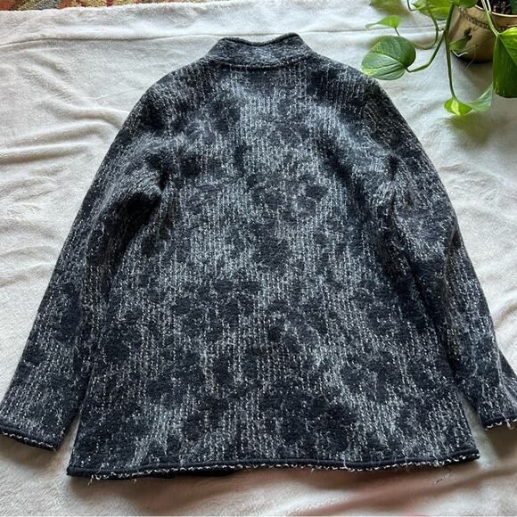 Geiger Grey Floral Wool Longline Cardigan Sweater Jacket 40 - Picture 10 of 10